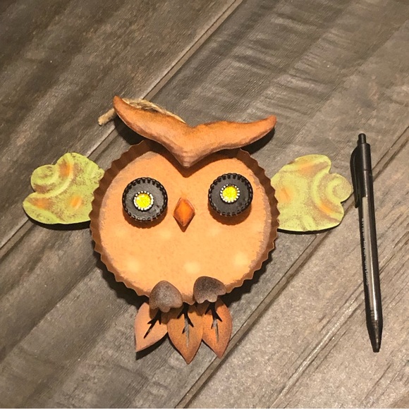 Metal Sculpted Owl Wall Hanging - Picture 8 of 8